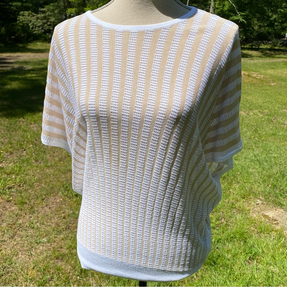 CLUB MONACO TOP SHORT DOLMAN SLEEVE TAN WHITE STRIPE OPEN KNIT CREWNECK SIZE S